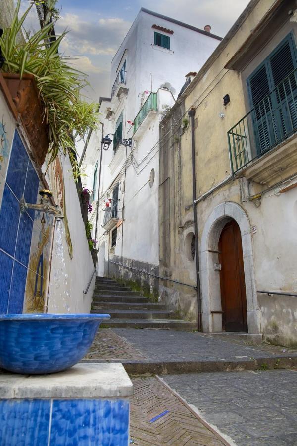 Le Due Sorelle Vietri sul Mare Exterior photo